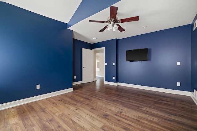 513 61st St, Kenosha, WI 53143 - empty room featuring ceiling fan, wood finished floors, and vaulted ceiling