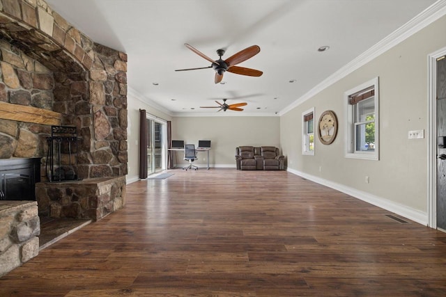 513 61st St, Kenosha, WI 53143 - unfurnished living room with a ceiling fan, ornamental molding, and wood finished floors