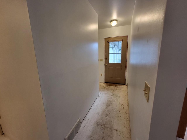 1607 E Cleveland St, Marshfield, WI 54449 - view of doorway