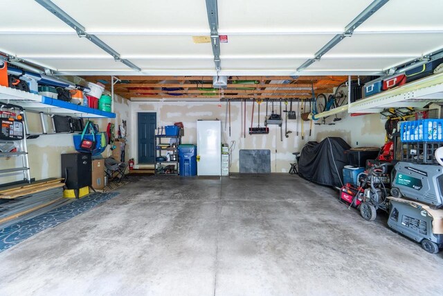 6615 Cavin Dr, Wausau, WI 54401 - garage with a garage door opener