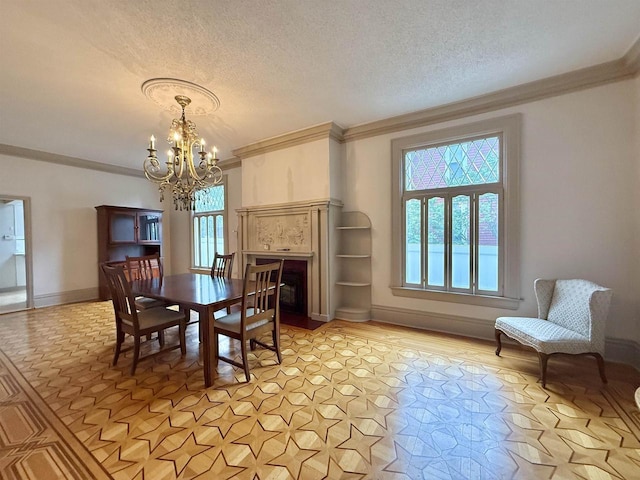 195 E Park Ave, Berlin, WI 54923 - dining room featuring ornamental molding, a chandelier, and a textured ceiling