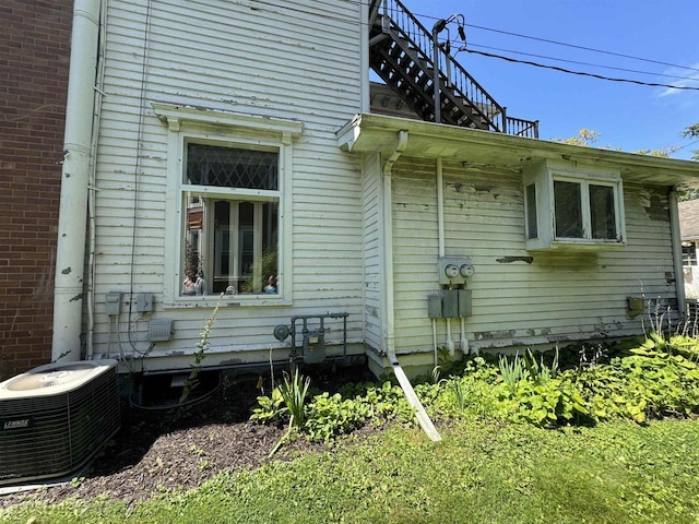 195 E Park Ave, Berlin, WI 54923 - view of property exterior with a central AC unit