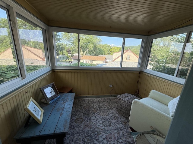 2505 Robinsdale Ave, La Crosse, WI 54601 - view of sunroom
