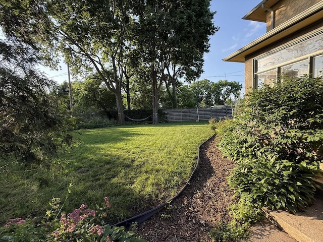 2505 Robinsdale Ave, La Crosse, WI 54601 - view of yard