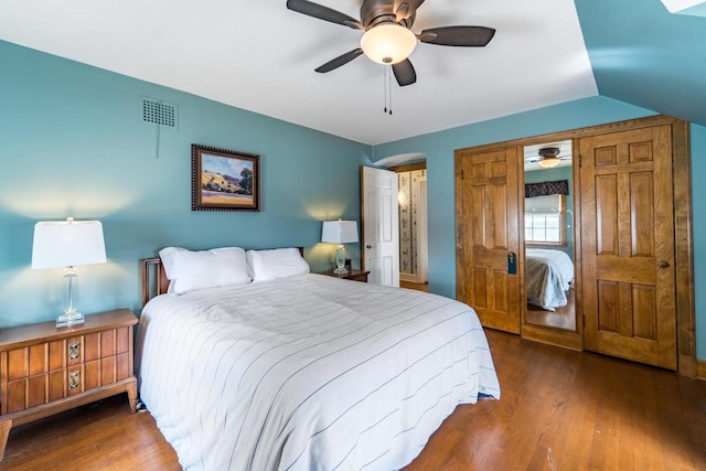 918 Fulton St, Wausau, WI 54403 - bedroom with wood finished floors, vaulted ceiling, and ceiling fan