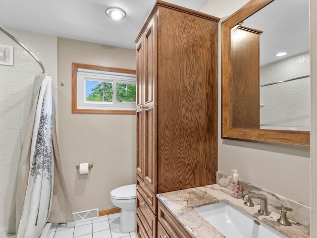 3715 N 17th St, Sheboygan, WI 53083 - full bathroom featuring vanity, tile patterned flooring, and a shower with shower curtain
