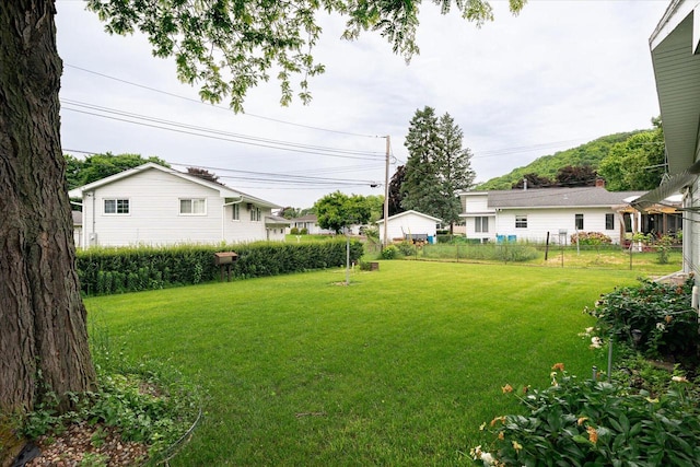 3720 Elm Dr, La Crosse, WI 54601 - view of yard