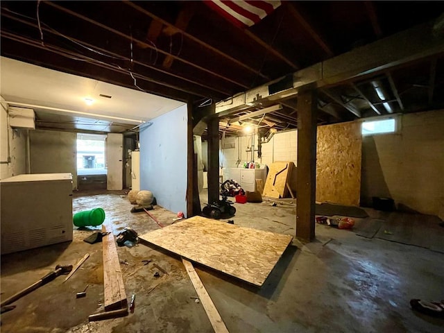306 E Race Ave, Elmwood, WI 54740 - view of basement