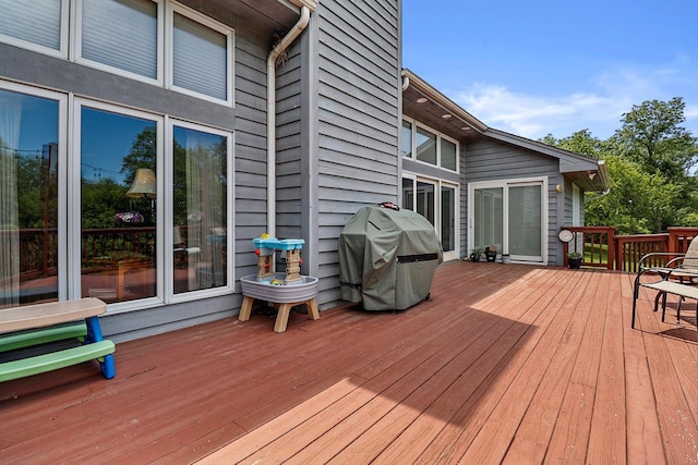 6320 10th Pl, Kenosha, WI 53144 - deck with grilling area