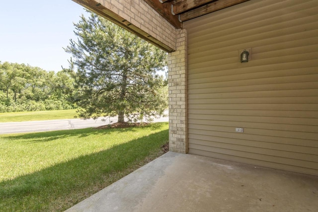 18520 Emerald Cir Unit D, Brookfield, WI 53045 - view of patio / terrace