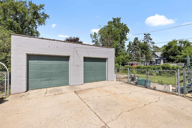 114 S Adam St, South Beloit, IL 61080 - detached garage with a gate