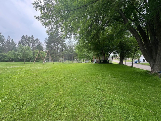 710 Jefferson St, Merrill, WI 54452 - view of yard