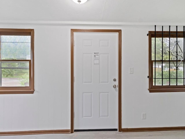 5751 N 38th St, Milwaukee, WI 53209 - entryway with baseboards