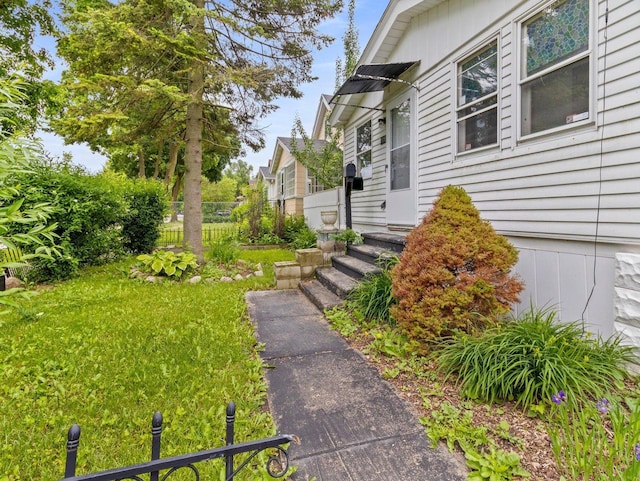 5751 N 38th St, Milwaukee, WI 53209 - view of yard