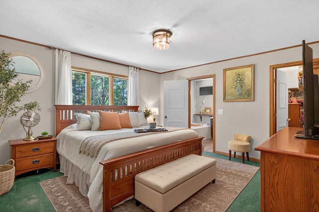 5111 Timberland Trl, Wisconsin Rapids, WI 54494 - bedroom featuring carpet, ornamental molding, and ensuite bathroom