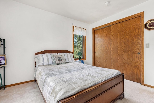 1334 W Cloverdale Dr, Appleton, WI 54914 - bedroom with light colored carpet and a closet