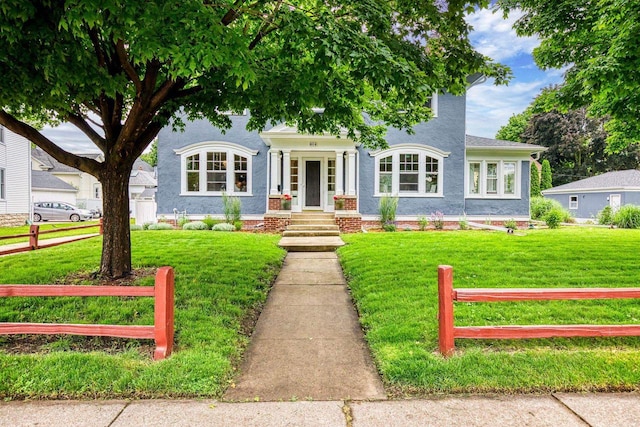 814 E Irving Ave, Oshkosh, WI 54901 - view of front facade