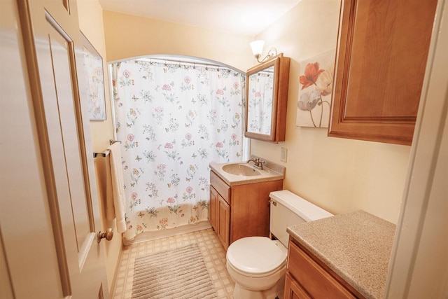 2278 S Riverside Dr, Beloit, WI 53511 - bathroom featuring vanity and shower / bathtub combination with curtain