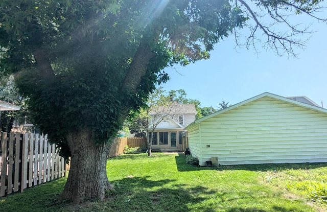232 4th St, Neenah, WI 54956 - view of fenced backyard