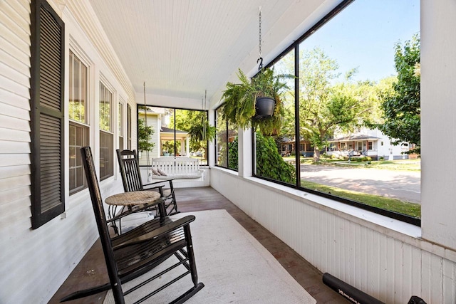 622 Grant St, Fort Atkinson, WI 53538 - sunroom with plenty of natural light