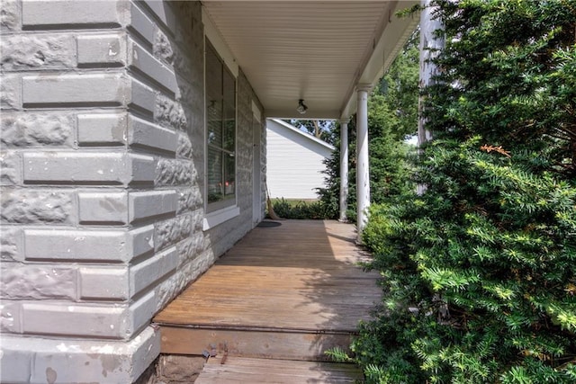 324 Mead St, Eau Claire, WI 54703 - view of porch