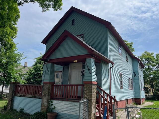 2350 N 9th St, Milwaukee, WI 53206 - view of front of property featuring covered porch