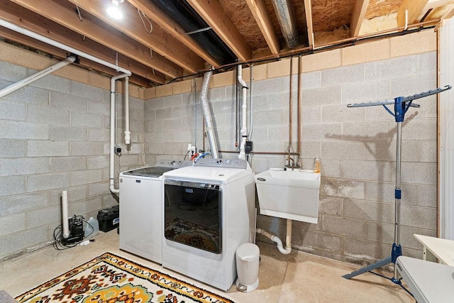 1630 Central St, Oshkosh, WI 54901 - washroom with independent washer and dryer