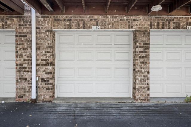 1152 Pilgrim Pkwy, Elm Grove, WI 53122 - view of garage