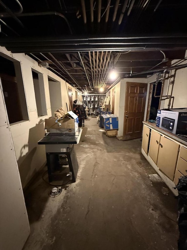 525 Dunbar Ave, Waukesha, WI 53186 - view of unfinished below grade area