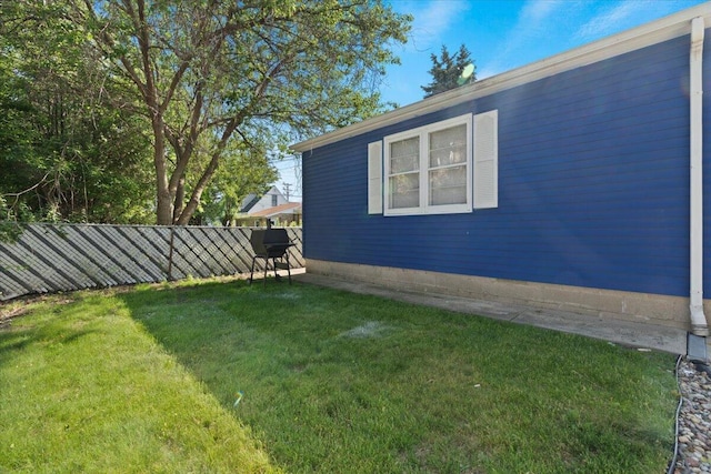 3021 Dwight St, Racine, WI 53403 - view of yard