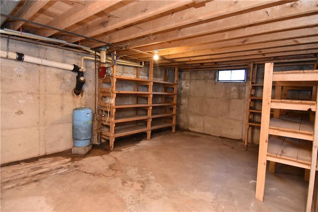 15754 County Highway M, New Auburn, WI 54757 - below grade area featuring a water pressure tank