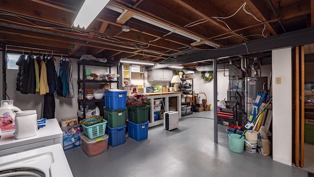 132 N Eagle St, Oshkosh, WI 54902 - unfinished below grade area featuring gas water heater