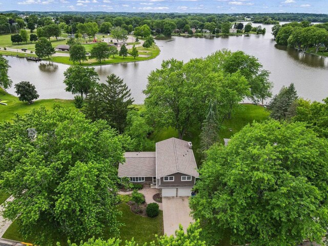 521 Maunesha Dr, Marshall, WI 53559 - view from above of property featuring a large body of water