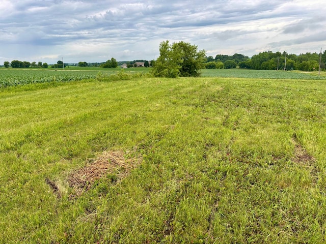 7087 Nenno Rd, Allenton, WI 53002