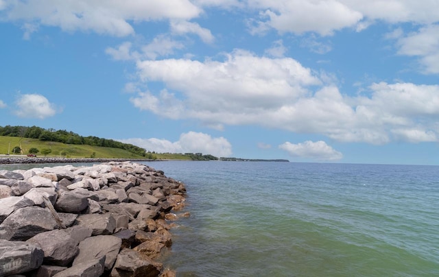 9352 S Alder Pl Unit 105, Oak Creek, WI 53154 - water view