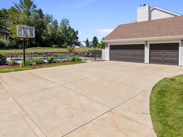 1948 Field Cliffe Dr, Richfield, WI 53076 - garage with concrete driveway