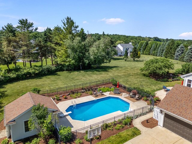 1948 Field Cliffe Dr, Richfield, WI 53076 - view of pool