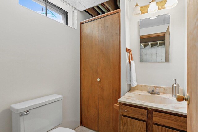 2806 Mckenna Blvd, Madison, WI 53719 - half bath featuring toilet and vanity