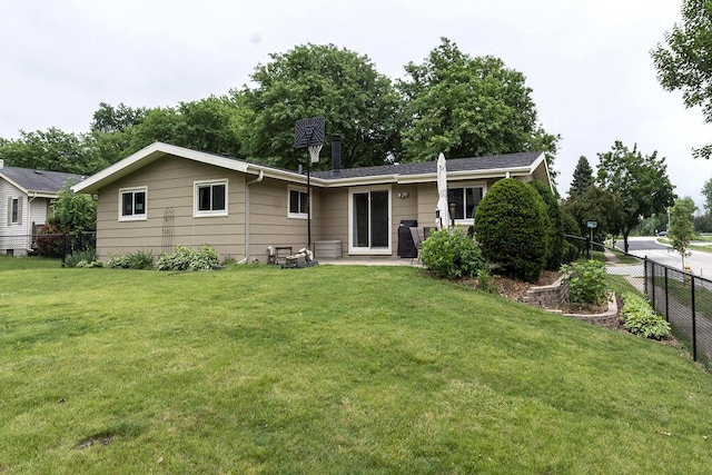 1882 Davis Ln, Waukesha, WI 53189 - rear view of house
