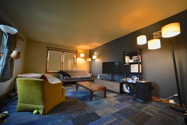 6818 W Morgan Ave, Milwaukee, WI 53220 - view of carpeted living area
