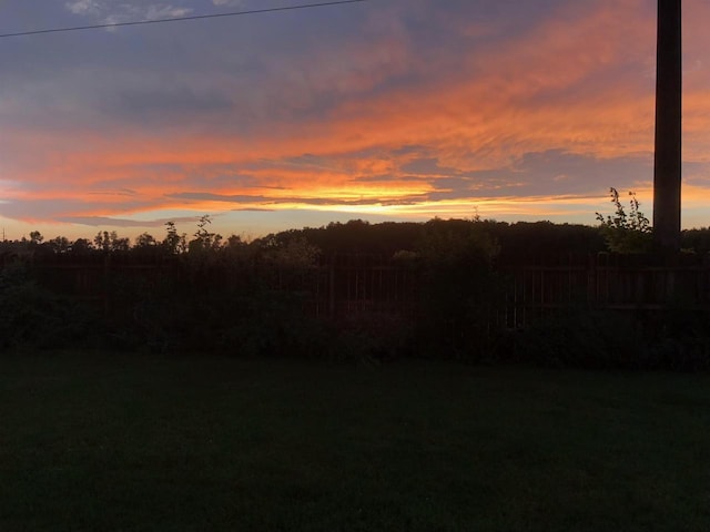 W3802 Palmer Rd, Lake Geneva, WI 53147