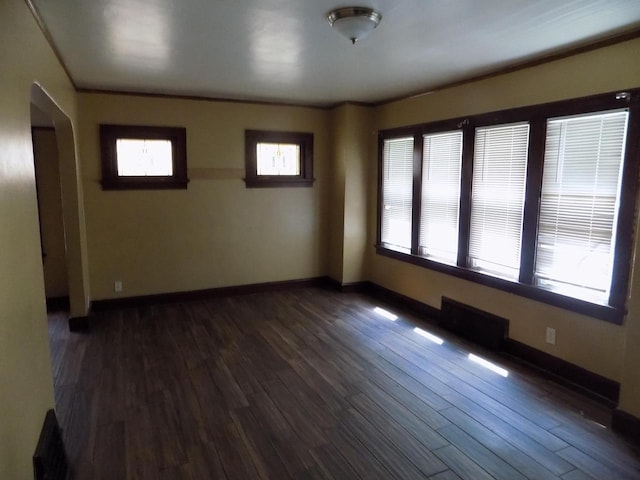 3152 N 38th St Unit 3154, Milwaukee, WI 53216 - unfurnished room featuring dark wood-style floors and arched walkways