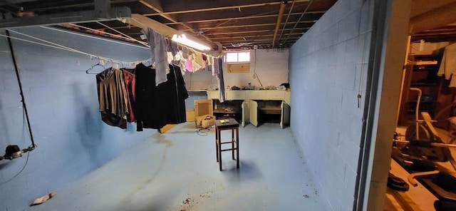 921 S 10th St, Wisconsin Rapids, WI 54494 - below grade area featuring concrete block wall