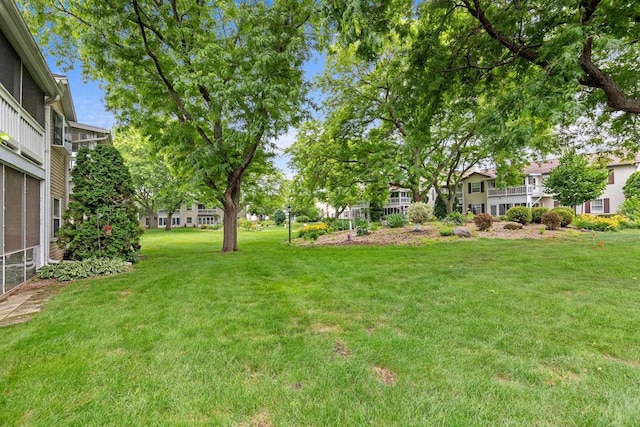 2360 Wisconsin St, Oshkosh, WI 54901 - view of grassy yard