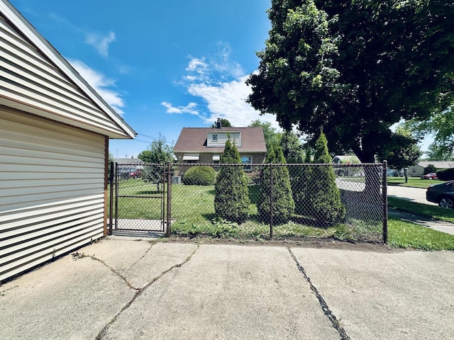 2377 S 76th St, West Allis, WI 53219 - view of patio featuring a gate