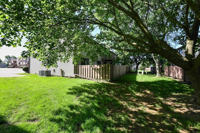 5640 Cambridge Ln Unit 5, Mount Pleasant, WI 53406 - view of yard