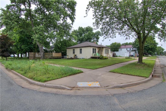 1418 Keith St, Eau Claire, WI 54701 - view of front facade