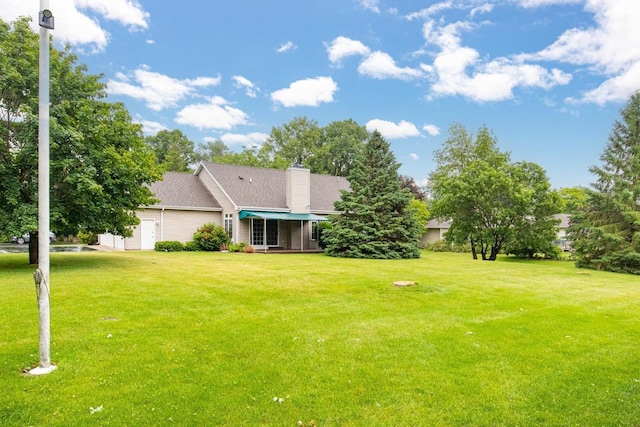4431 Bellhaven Ln, Oshkosh, WI 54904 - view of green lawn