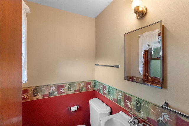 W173N8465 Robert Ave, Menomonee Falls, WI 53051 - bathroom featuring toilet
