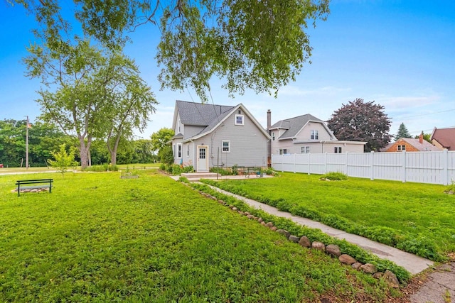 731 S Michigan St, De Pere, WI 54115 - view of yard
